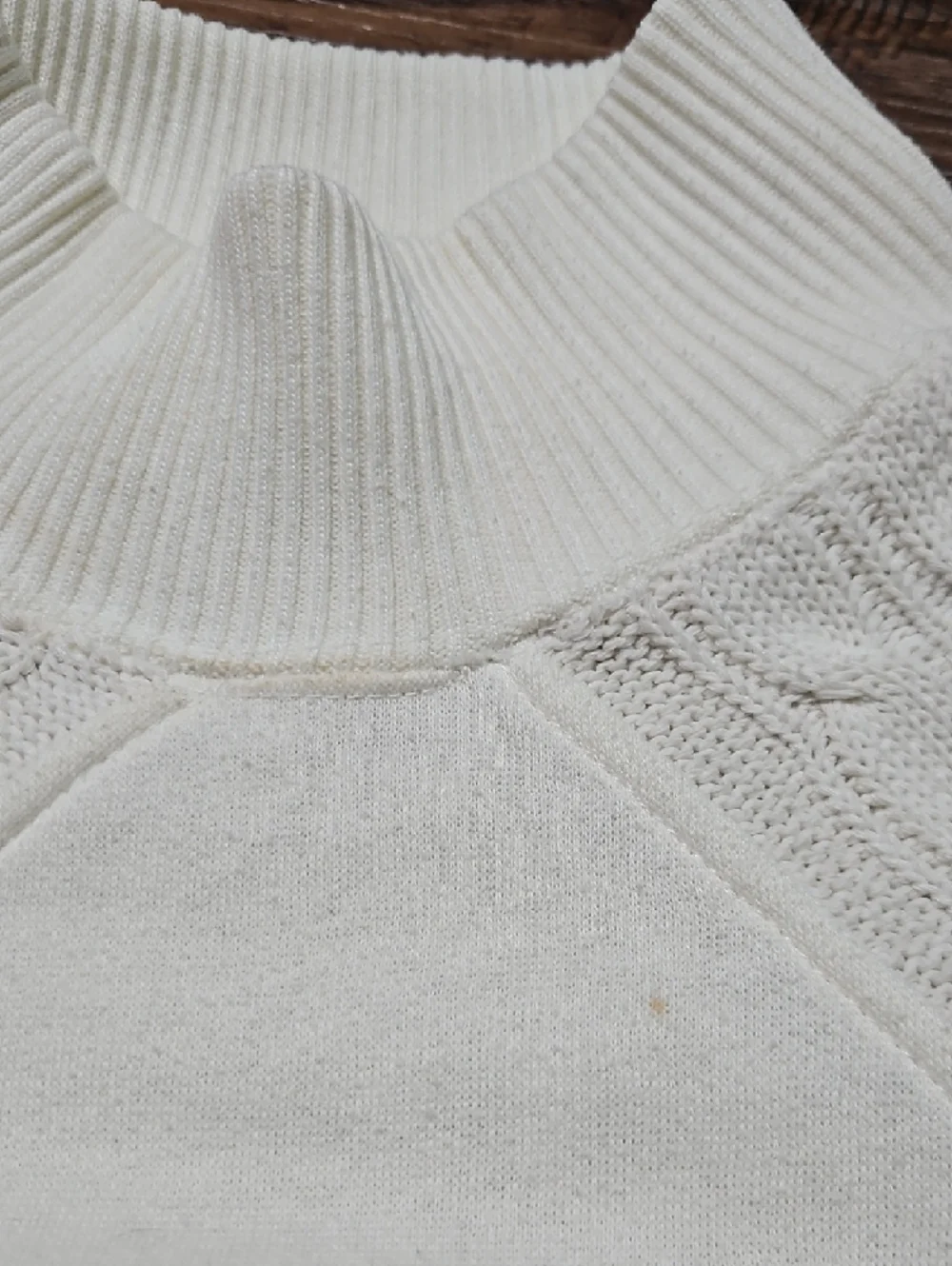 Vintage Carriage Court Cream Mock Neck Sweatshirt Large Cable Knit Trim